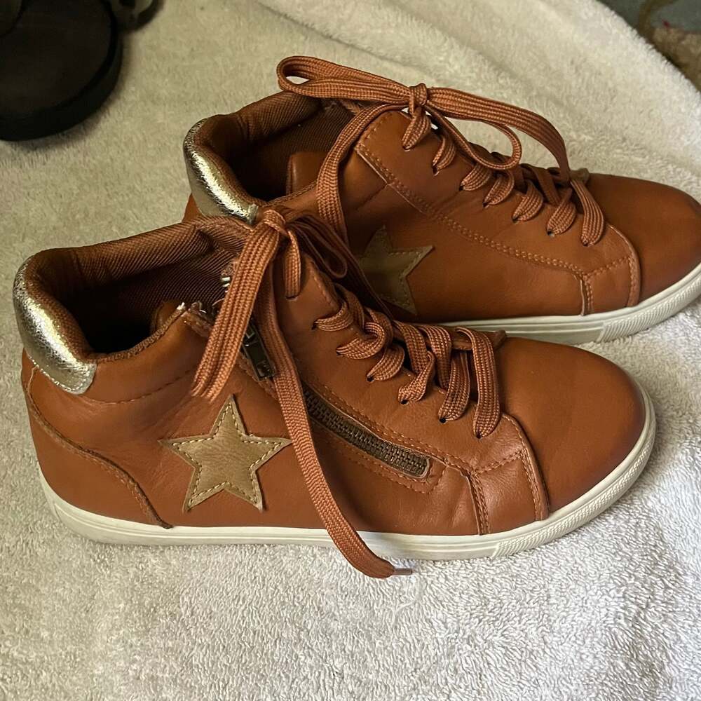 Outwoods Fast-33 Hi-Top Sneaker